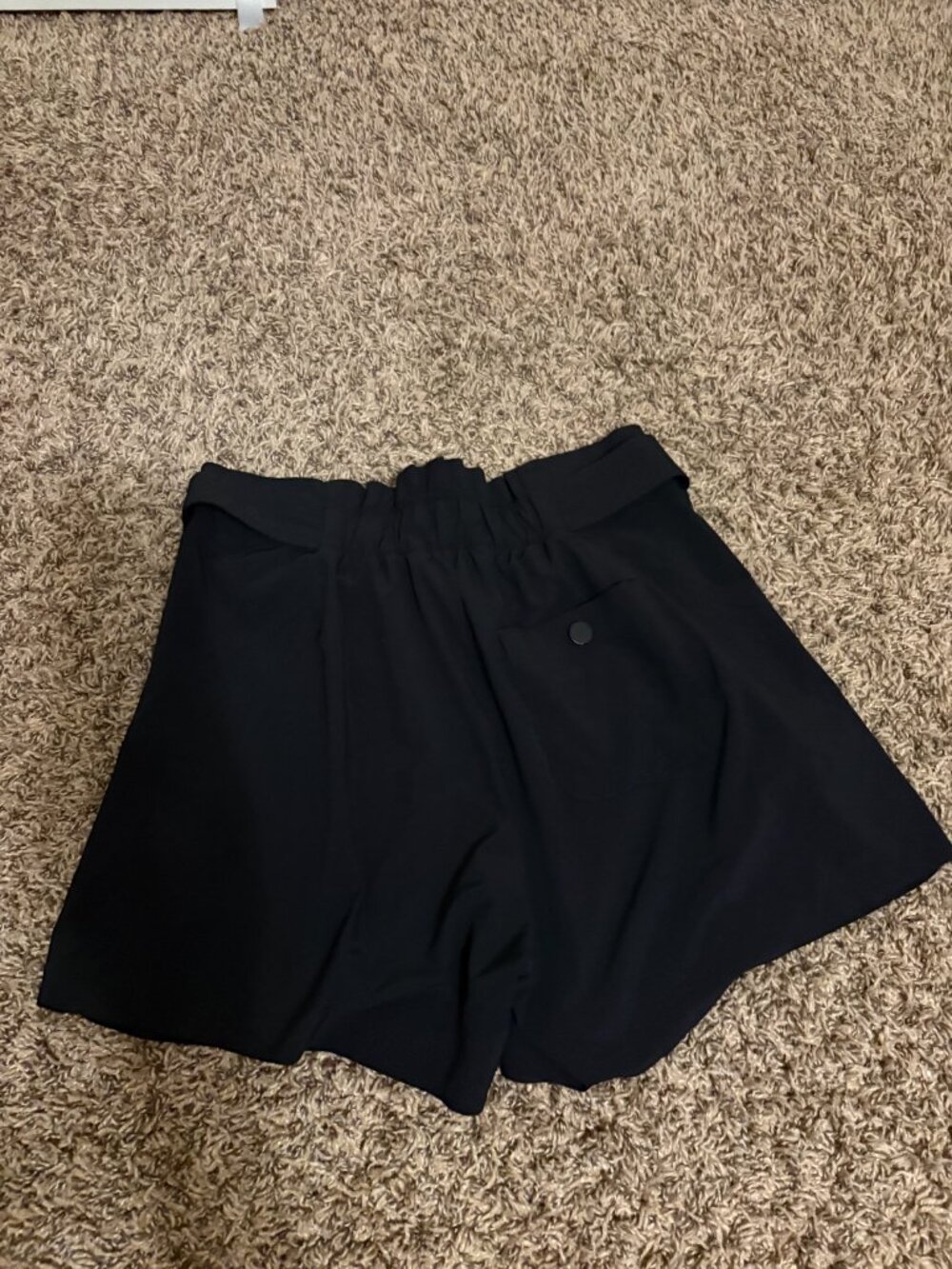Athleta Skyline Short II Size 2 Solid Black Pull On Elastic Waist Neutral Tie - Picture 3 of 3